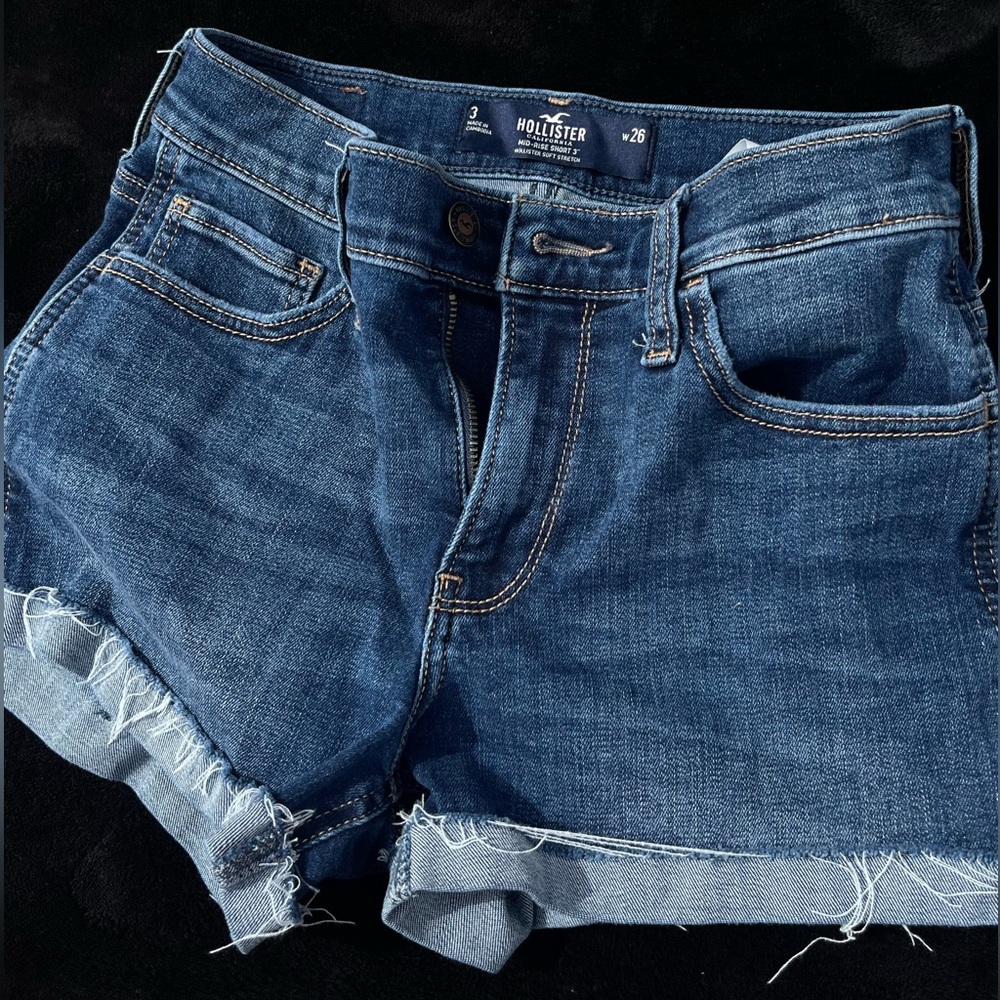 Hollister | Mid rise Dark Jean Shorts 3